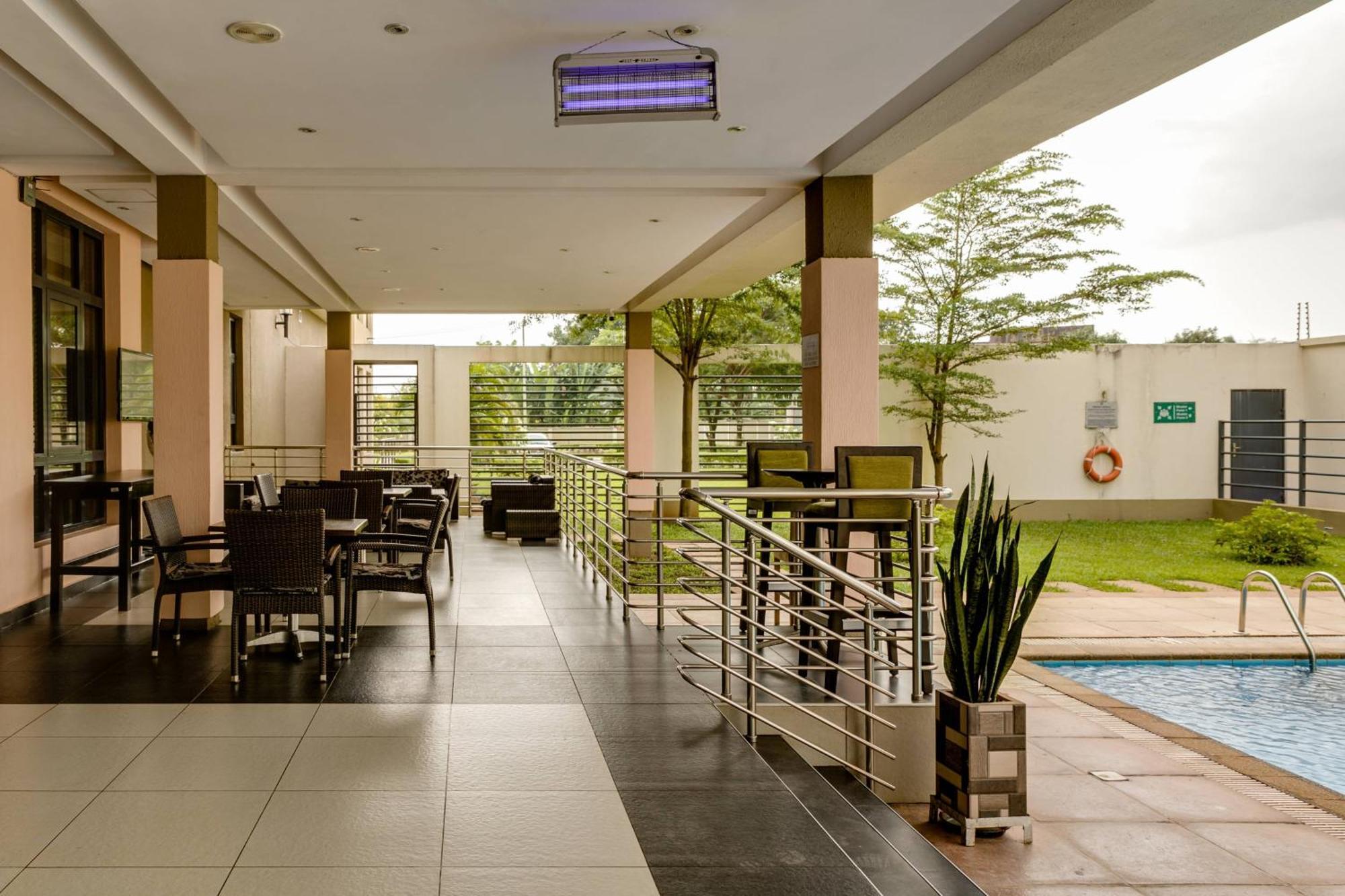 Protea Hotel By Marriott Benin City Select Emotan Exterior foto